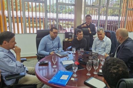 Suframa e empresa da Singapura discutem planos de instalação de fábrica em Manaus
