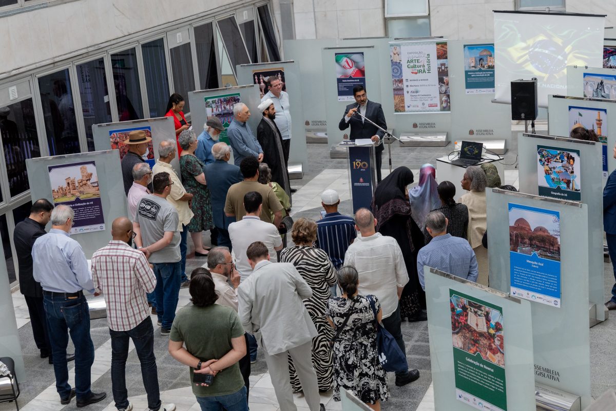 Abertura da exposição “Arte Cultura e História do Irã” celebra 120 anos de diplomacia com o Brasil
