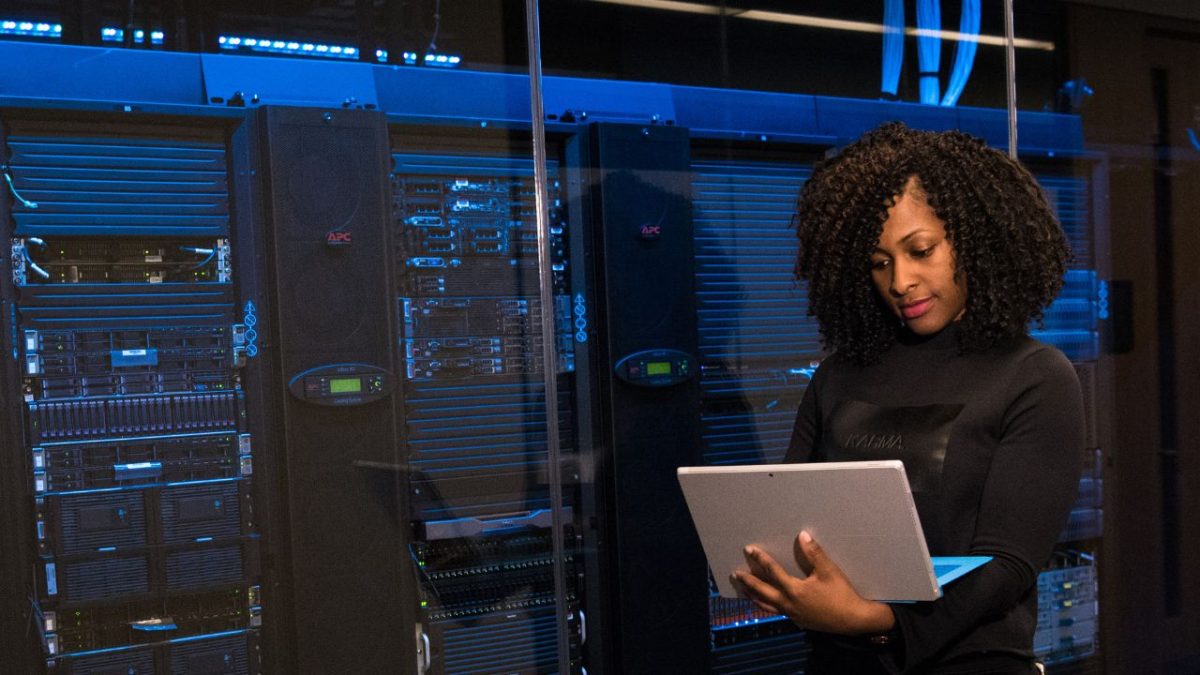 Nova iniciativa fortalece defesa digital da Jamaica