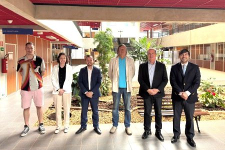 PUC-Campinas recebe ex-Embaixador da Estônia para diálogo sobre inovação e internacionalização
