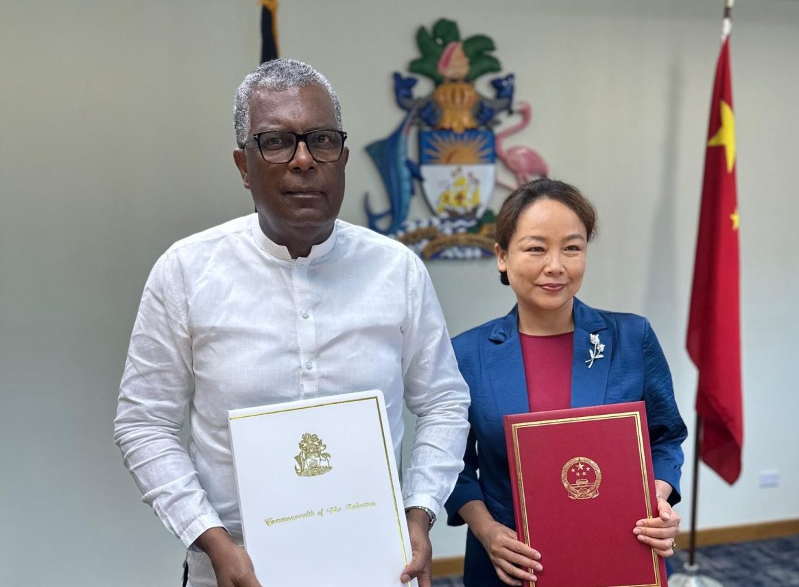 Bahamas e China assinam três novos acordos de cooperação econômica e técnica