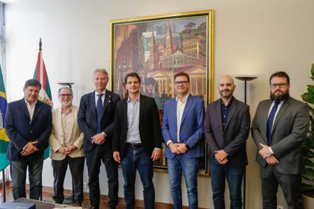 Prefeito recebe Embaixador da República de San Marino e reforça cooperação internacional