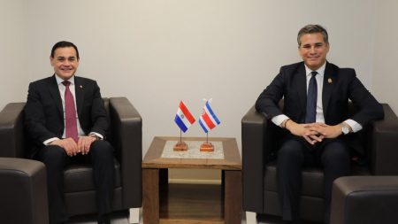 Paraguai e Costa Rica fortalecem cooperação durante cúpula da OCDE