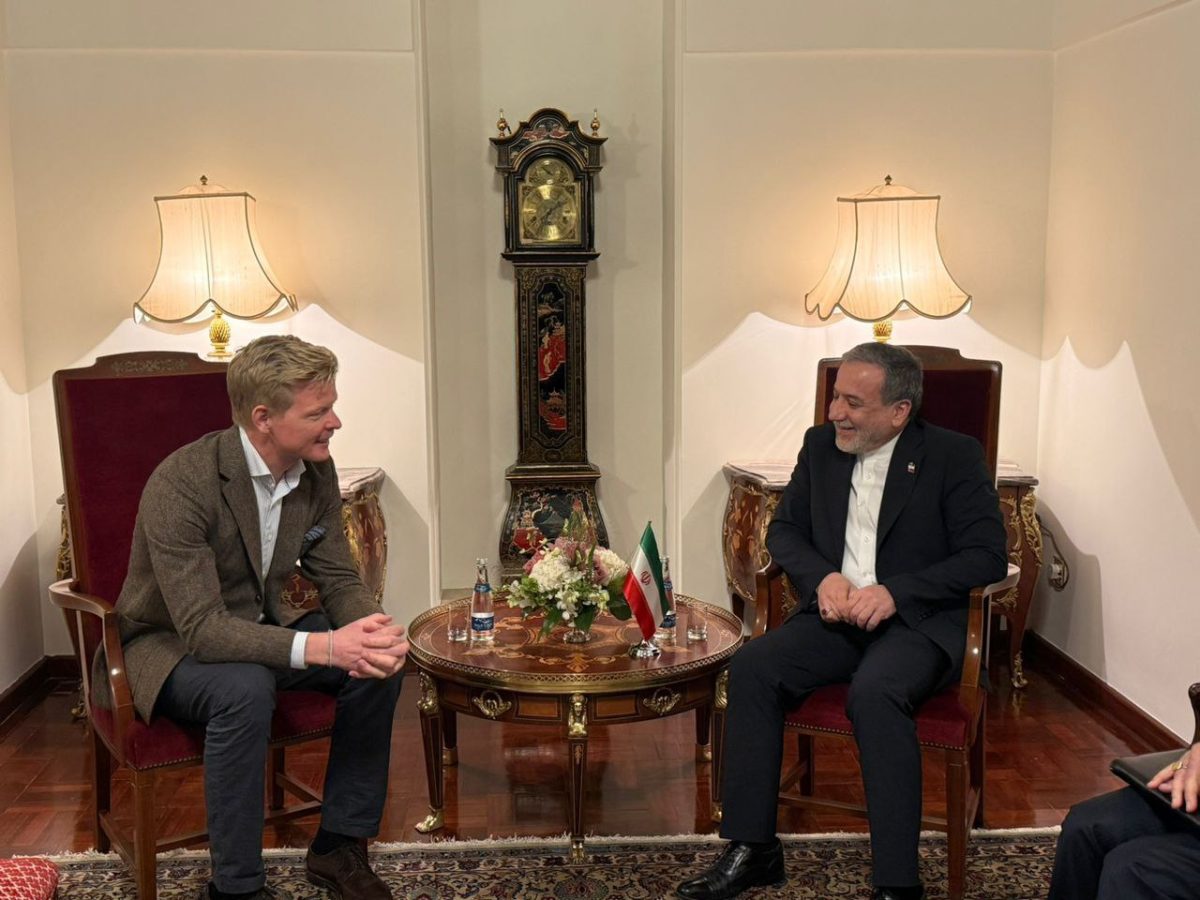 Enviado da ONU para o Iêmen se reúne com chanceler iraniano em Mascate