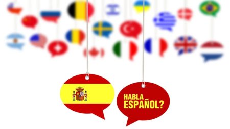 Diretoria de Internacionalização e Embaixada da Espanha promovem curso para ensino de Espanhol