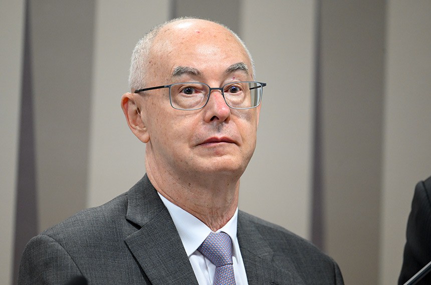 Comissão de Relações Exteriores aprova três indicações de embaixadores brasileiros no exterior