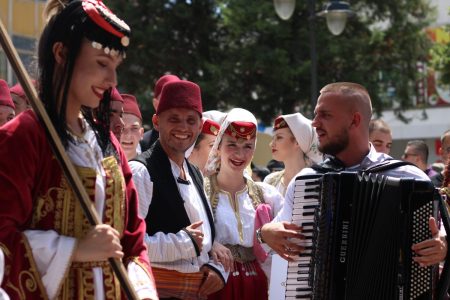 Bósnia e Herzegovina: história plural transformada em arte