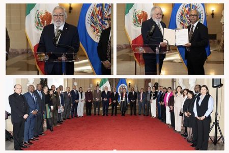 Alejandro Encinas apresenta credenciais como novo representante do México junto à OEA