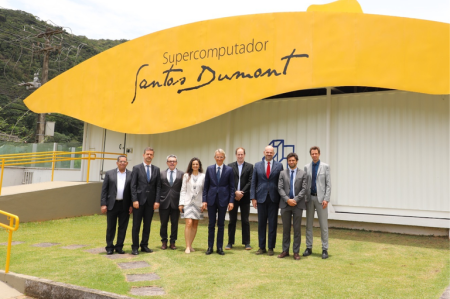 Embaixador da França realiza visita técnica ao LNCC
