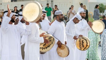 Criatividade em ascensão: o pulsar cultural dos Emirados Árabes Unidos
