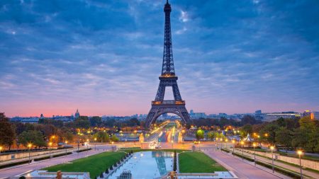 França consolida liderança do turismo europeu em 2025