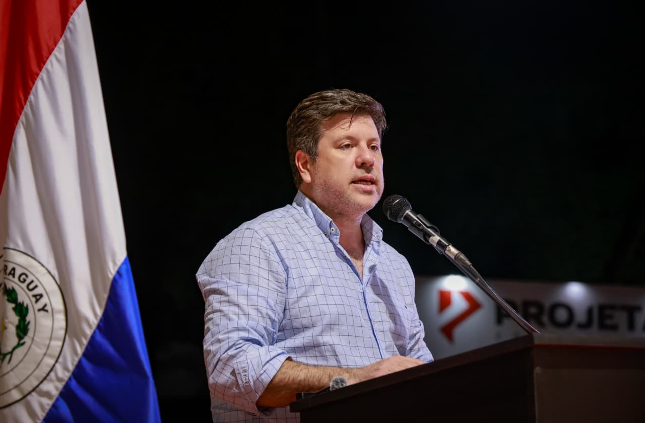 Paraguai consolida sua posição como um centro logístico do Mercosul, afirma o Ministro Giménez