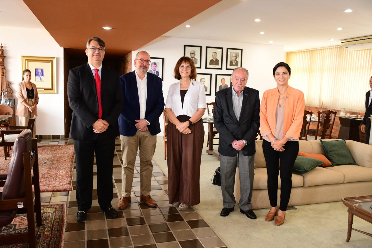 Embaixadora da Alemanha no Brasil, Bettina Cadenbach visita a FIEPI