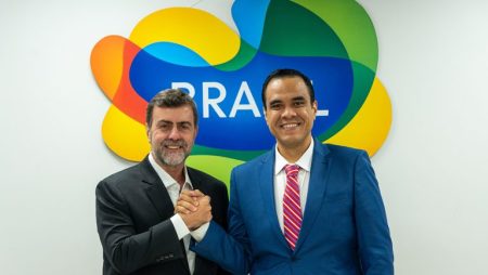 Ministério do Turismo e Embratur alinham integração para fortalecer promoção internacional do Brasil
