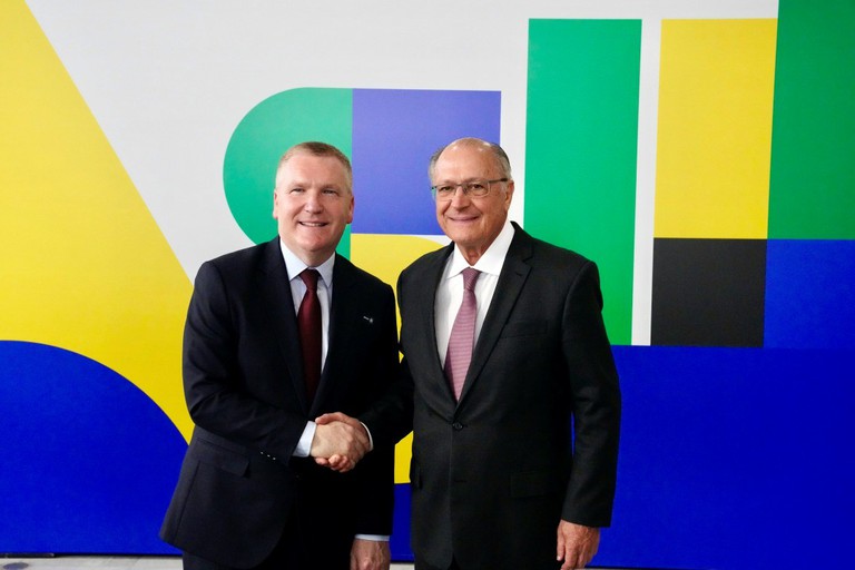 Alckmin celebra reconhecimento mútuo para transferência de dados entre Brasil e União Europeia: “Investimentos recíprocos”
