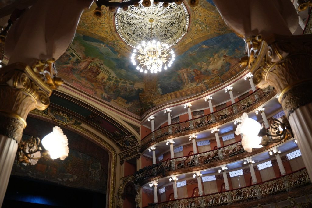 Intercâmbio cultural leva concerto internacional ao Teatro Amazonas em homenagem à padroeira da Irlanda