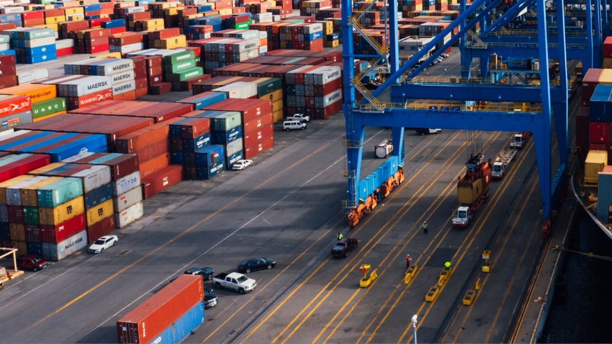 Exportações brasileiras alcançam US$ 349 bi e batem recorde histórico