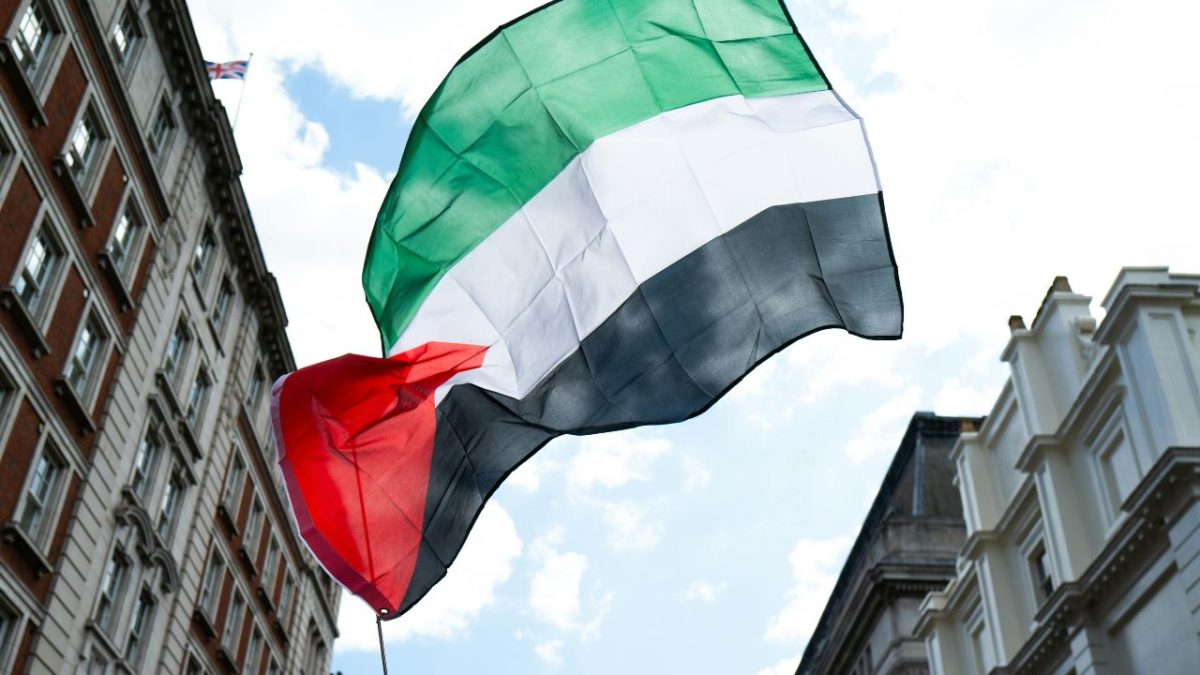 Palestina inaugura oficialmente embaixada em Londres após reconhecimento do Estado pelo Reino Unido