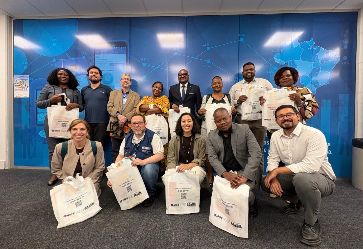 Delegação de Moçambique conhece experiência do IBGE na produção de indicadores dos ODS