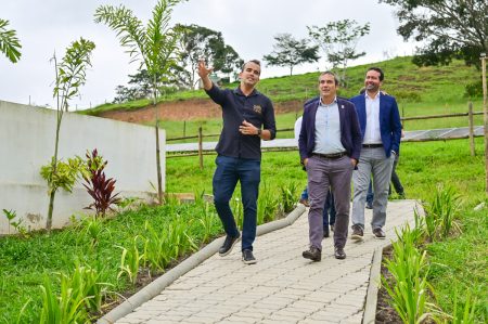 Diplomata de Portugal conhece a cultura e a história da produção de café no Planalto da Conquista