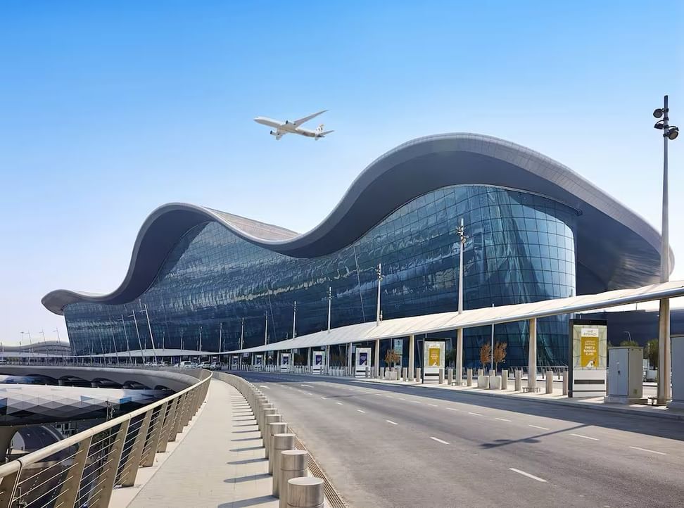 Emirados Árabes Unidos consolidam liderança global em aviação e turismo em 2025