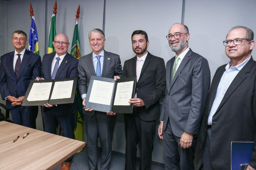 Governo de Goiás assina memorando com o Canadá e articula novos investimentos e parcerias