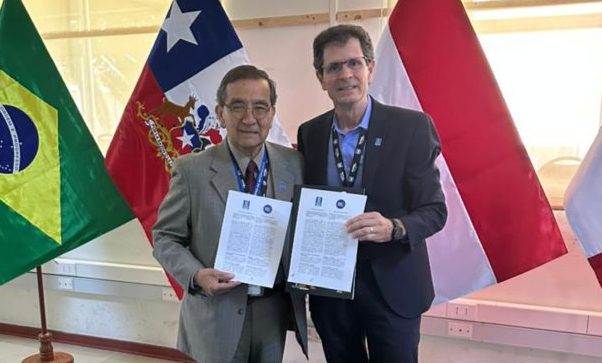 Universidade assina acordos de cooperação com instituições do Chile e da Turquia