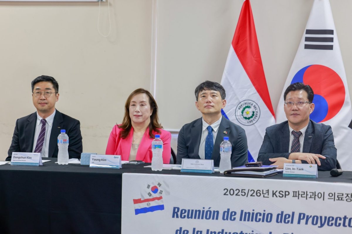 Paraguai aposta na industrialização baseada no conhecimento para fortalecer setor de dispositivos médicos