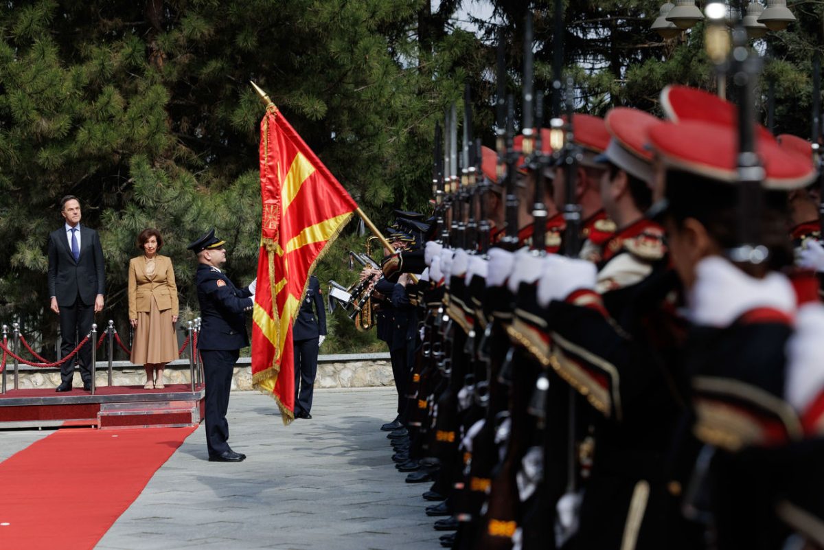 OTAN reforça laços com a Macedônia do Norte em visita oficial de Mark Rutte