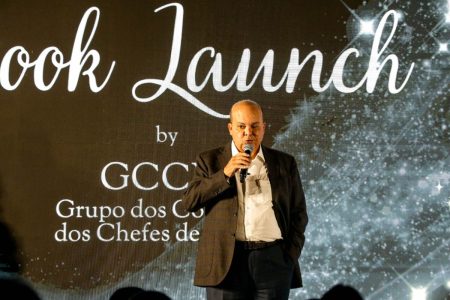 Governador participa do lançamento de livro escrito por comunidade diplomática em celebração ao Brasil