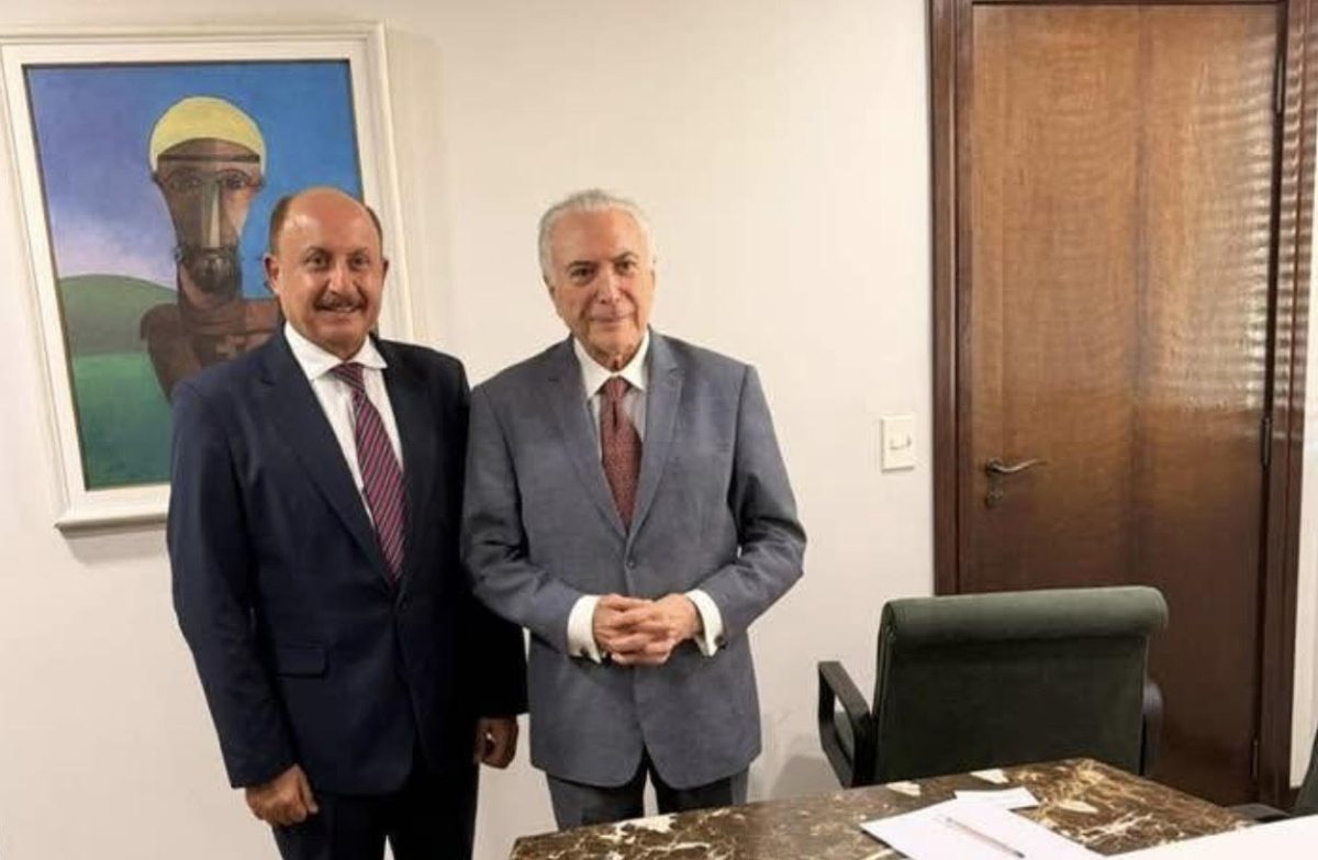 Ex-presidente Michel Temer se reúne com representante da Embaixada do Iraque para discutir cooperação bilateral