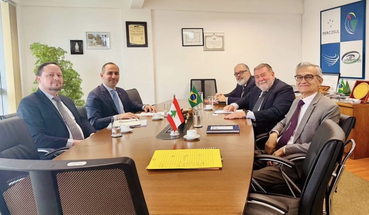 Embaixador do Líbano se reúne com Agência Brasileira de Cooperação para tratar de ajuda humanitária