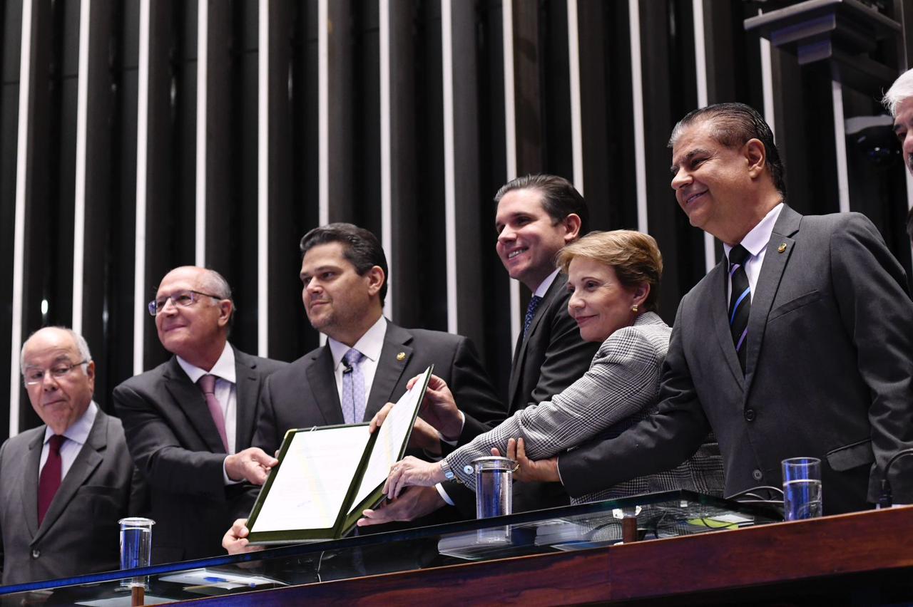 Às vésperas da vigência do acordo Mercosul-UE, senador Nelsinho Trad vai ao Parlasul para discutir próxima etapa da integração