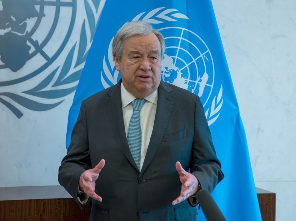 Chefe da ONU pede o fim imediato da guerra no Oriente Médio e apoia uma solução diplomática