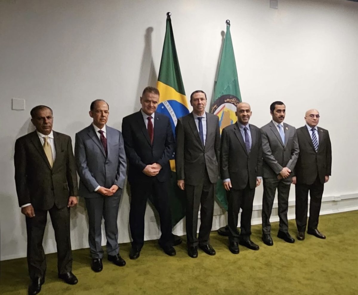 Itamaraty e embaixadores árabes debatem escalada de tensões no Golfo e impactos no comércio internacional
