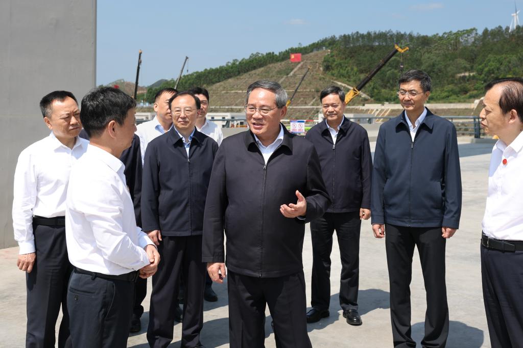 Primeiro-ministro chinês enfatiza avanço na construção de redes hídricas