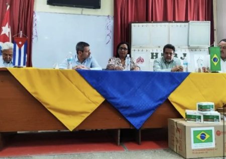 Brasil entrega doação de medicamentos antituberculosos a Cuba para atender mais de 10 mil pacientes