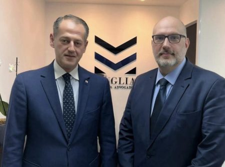Embaixador da Geórgia discute cooperação institucional e participação na ExpoDireito Brasil