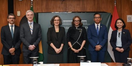 Brasil e Indonésia reforçam parceria estratégica em reunião diplomática em Brasília
