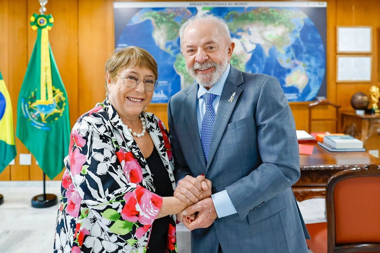 Presidente Lula recebe Michelle Bachelet, ex-presidenta do Chile, para tratar de candidatura à ONU