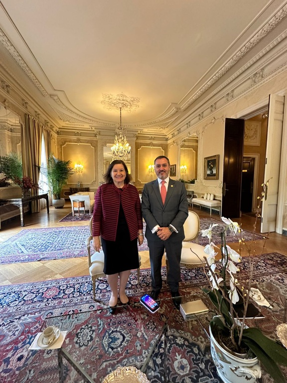 Diretor-geral da PF reúne-se com embaixadora do Brasil nos Estados Unidos