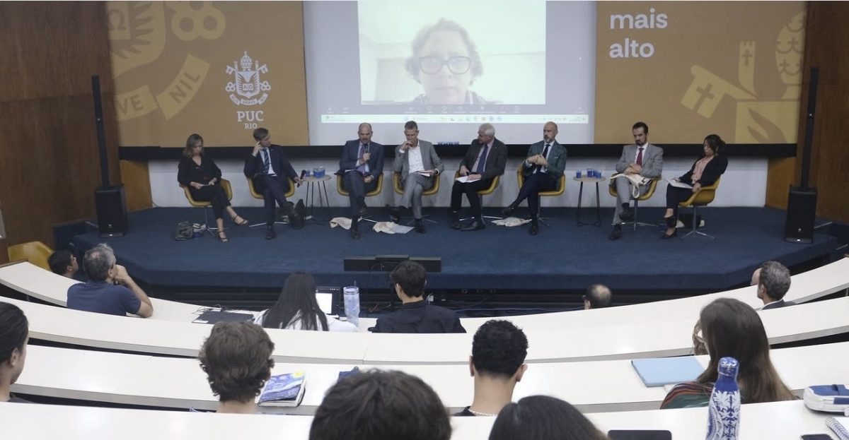 Estudantes da PUC-Rio debatem acordo Mercosul-União Europeia com o cônsul-geral da Alemanha