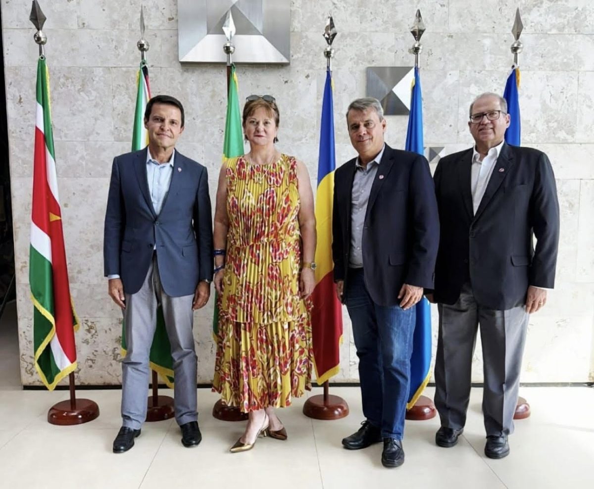 Embaixada da Romênia promove encontro estratégico com representantes de Goiás para fortalecer parcerias esportivas e econômicas