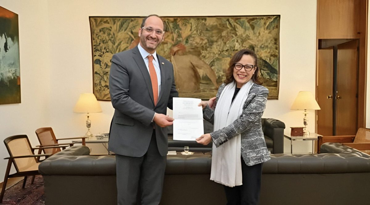Novo Embaixador do Chile apresenta cópia figuradas das cartas credenciais no Itamaraty