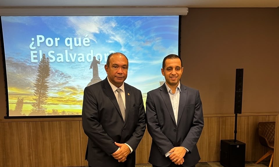El Salvador se apresenta a empresários brasileiros como destino estratégico de investimento