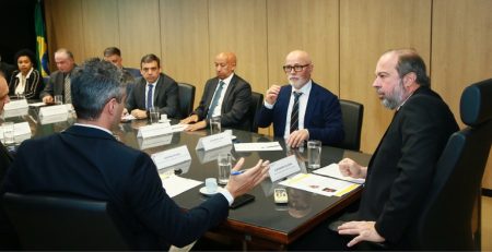 Silveira recebe missão da AIEA em passo importante para a reestruturação do setor nuclear brasileiro