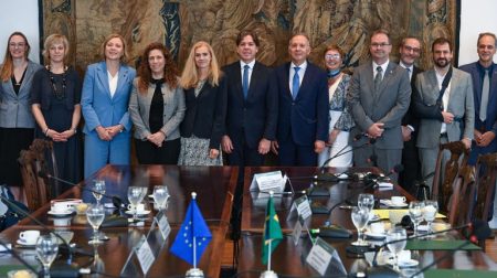 Brasil e União Europeia assinam Parceria Digital para impulsionar conectividade, IA e infraestrutura tecnológica