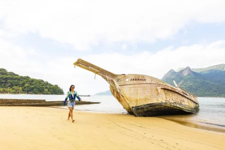 Gasto de turistas internacionais no Brasil cresce 12% e injeta US$ 5,6 bilhões na economia no 1º semestre de 2026