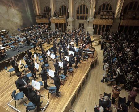 Ivo Kahánek encanta público em São Paulo com concerto dedicado à música tcheca