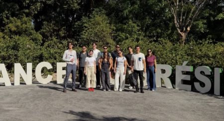 Estudantes de Arquitetura da Universidade São Francisco visitam a Embaixada da França em Brasília